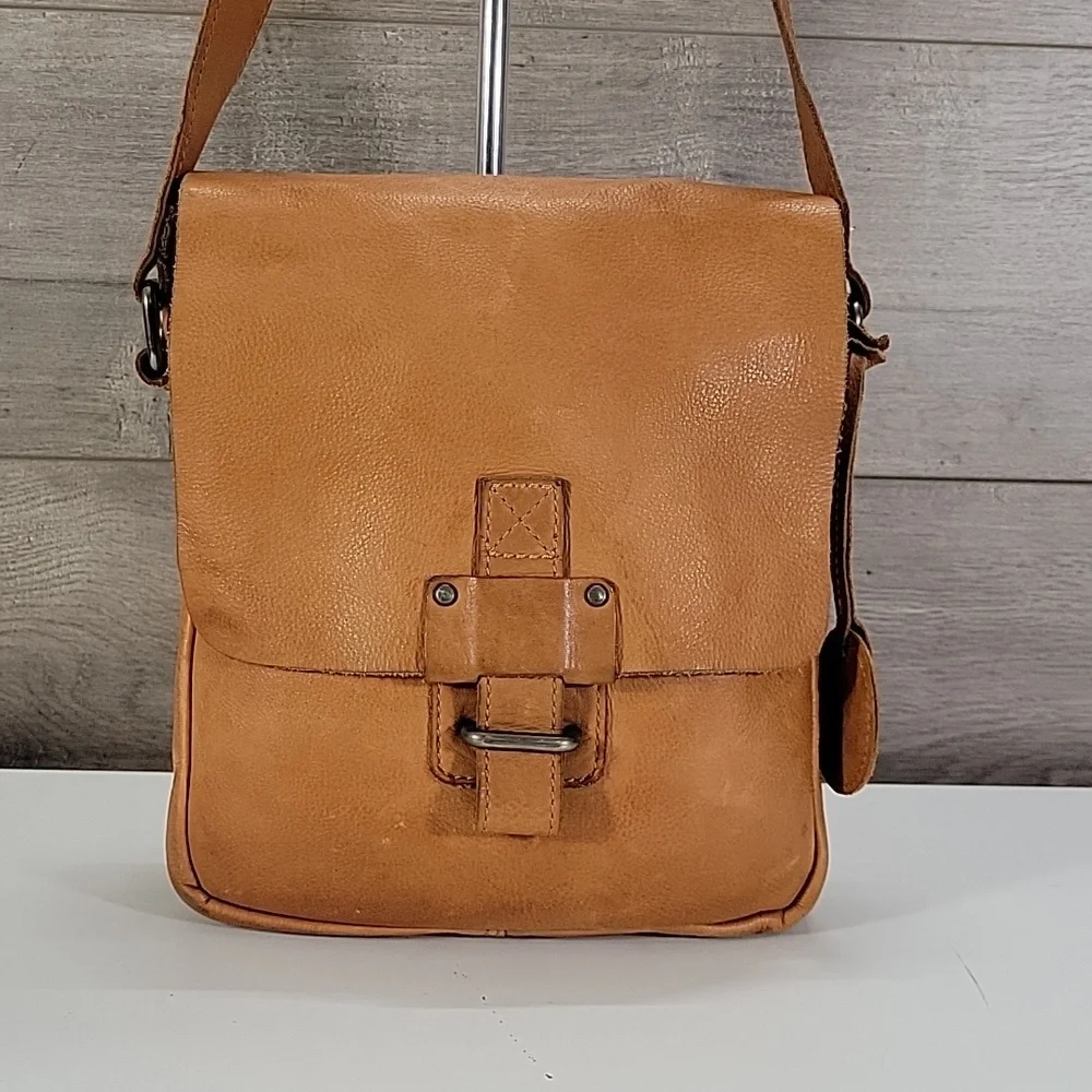 Harbout 2nd for Anthropologie Tan Leather Crossbody Bag